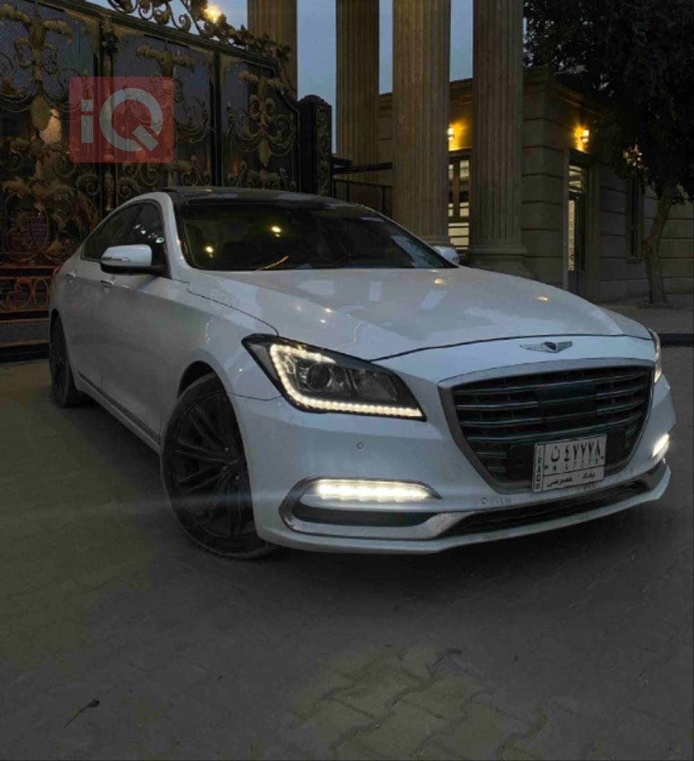 جنسس G80